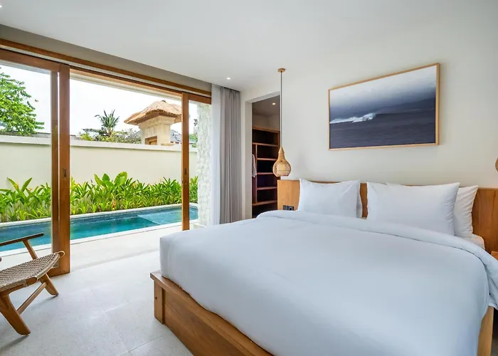 Kuta By Great Bali Villa *